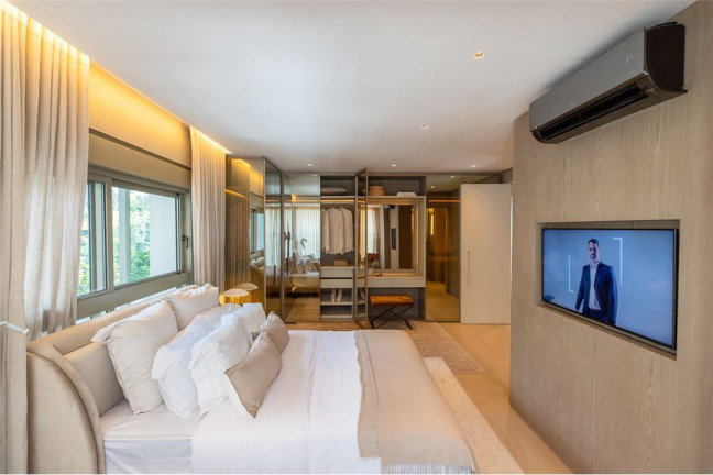 Imagem Apartamento com 3 Quartos à Venda, 151 m² em Moema - São Paulo