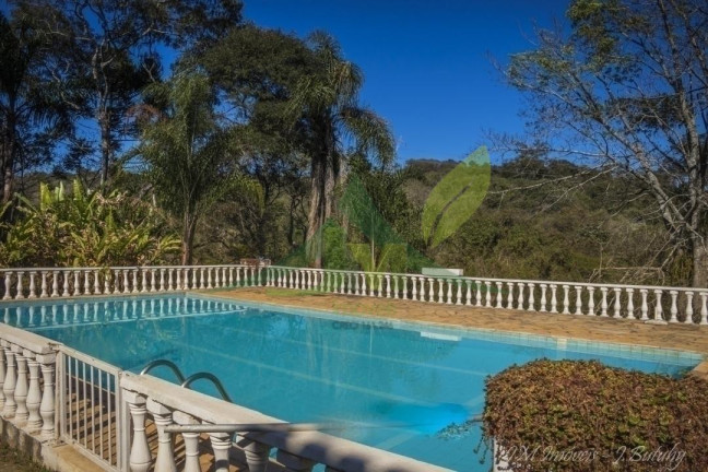 Chácara com 6 Quartos à Venda, 84.000 m² em Portão - Atibaia