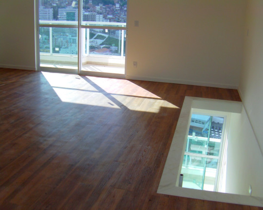 Imagem Imóvel com 4 Quartos à Venda, 250 m² em Jardim Liú - Juiz De Fora