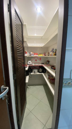 Imagem Casa com 5 Quartos para Alugar, em São Cristóvão - Cabo Frio Imagem Casa com 5 Quartos para Alugar, em São Cristóvão - Cabo Frio