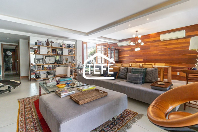 Imagem Casa com 5 Quartos à Venda, 310 m² em Recreio Dos Bandeirantes - Rio De Janeiro Imagem Casa com 5 Quartos à Venda, 310 m² em Recreio Dos Bandeirantes - Rio De Janeiro