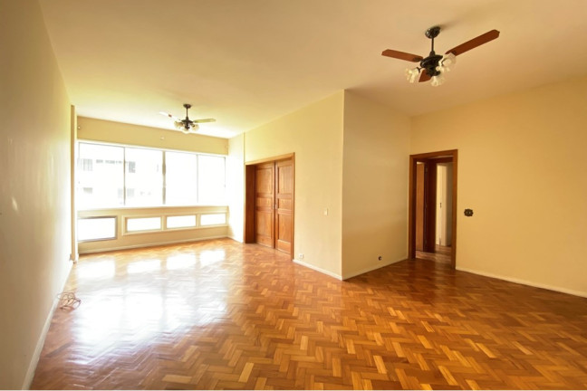 Imagem Apartamento com 3 Quartos à Venda, 136 m² em Copacabana - Rio De Janeiro