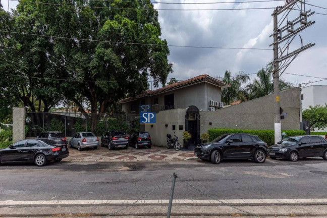 Imagem Casa com 1 Quarto à Venda ou Locação, 434 m² em Vila Nova Conceição - São Paulo