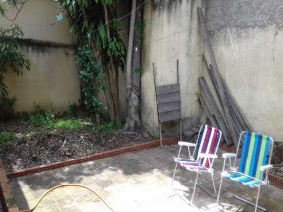 Imagem Casa com 3 Quartos à Venda, 215 m² em Jardim Lindóia - Porto Alegre Imagem Casa com 3 Quartos à Venda, 215 m² em Jardim Lindóia - Porto Alegre