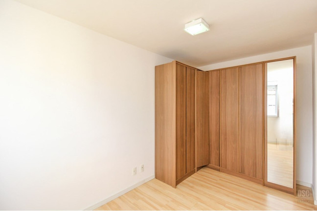 Imagem Imóvel com 2 Quartos à Venda, 46 m² em Ipanema - Porto Alegre