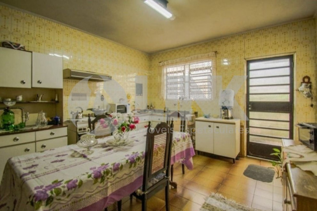 Imagem Casa com 3 Quartos à Venda, 251 m² em Jardim Itu - Porto Alegre Imagem Casa com 3 Quartos à Venda, 251 m² em Jardim Itu - Porto Alegre