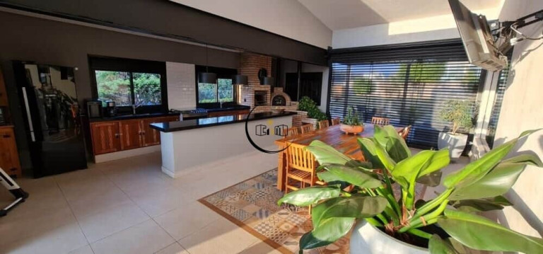 Imagem Casa de Condomínio com 4 Quartos à Venda, 405 m² em Colinas De Inhandjara - Itupeva