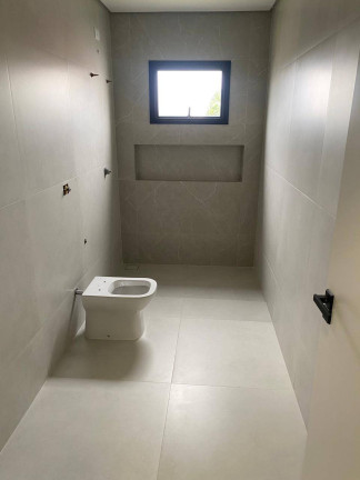 Imagem Sobrado com 3 Quartos à Venda, 841 m² em Jardim Portal Das Flores - Arapongas