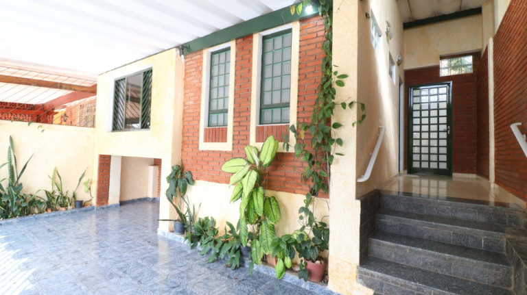 Imagem Casa com 4 Quartos à Venda, 188 m² em Bortolândia - São Paulo