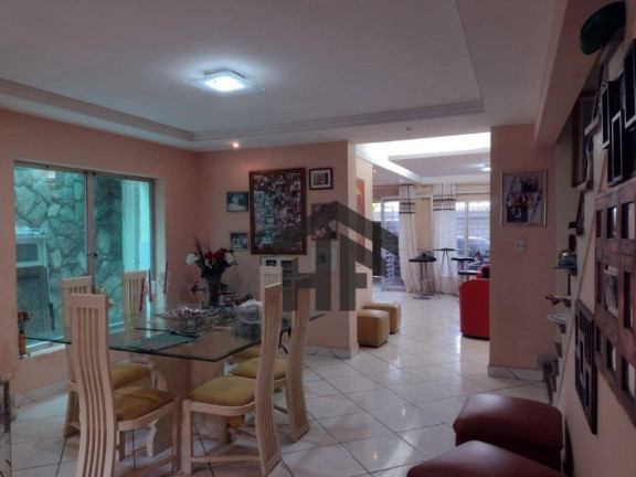 Imagem Casa de Condomínio com 3 Quartos à Venda, 200 m² em Graças - Recife