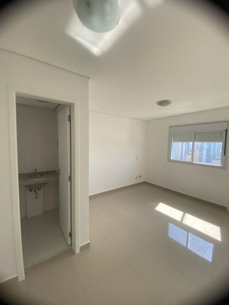 Imagem Apartamento com 3 Quartos à Venda, 100 m² em José Menino - Santos