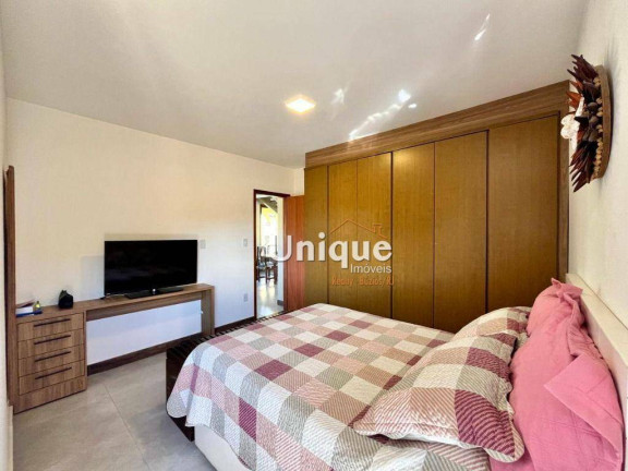 Imagem Casa com 4 Quartos à Venda, 252 m² em Caravelas - Armação Dos Búzios