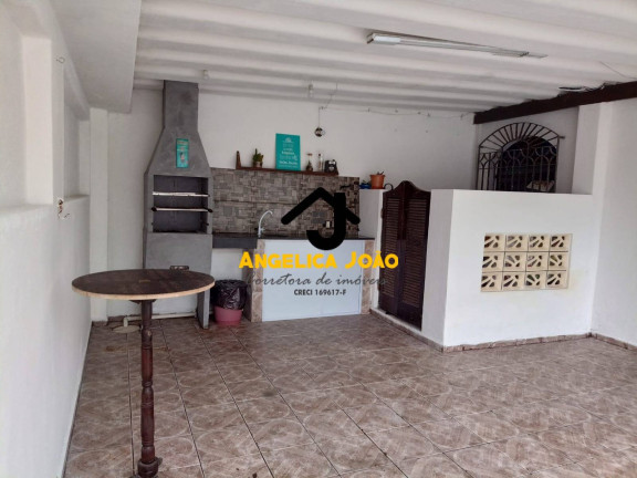 Imagem Sobrado com 3 Quartos à Venda, 104 m² em Vila Valenca - São Vicente