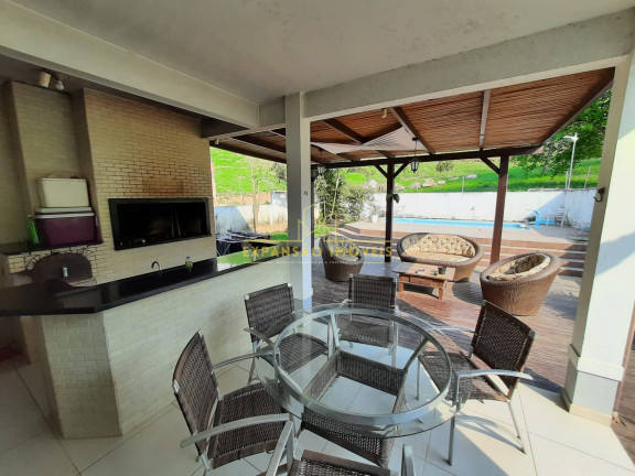 Imagem Casa com 3 Quartos à Venda, 185 m² em Pedra Branca - Palhoça Imagem Casa com 3 Quartos à Venda, 185 m² em Pedra Branca - Palhoça
