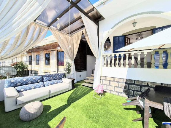 Imagem Casa com 4 Quartos à Venda, 220 m² em Itaguaçu - Florianópolis Imagem Casa com 4 Quartos à Venda, 220 m² em Itaguaçu - Florianópolis