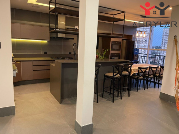 Imóvel com 4 Quartos à Venda, 300 m² em Jardim Ana Maria - Jundiaí