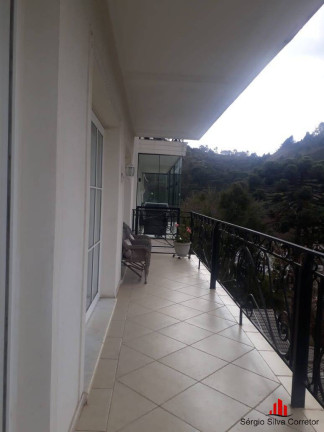 Apartamento com 3 Quartos à Venda,  em Vila Capivari - Campos Do Jordão