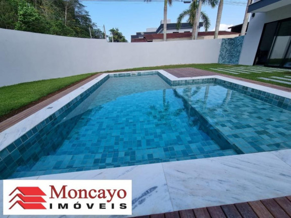 Imagem Casa com 4 Quartos à Venda, 342 m² em Massaguaçu - Caraguatatuba Imagem Casa com 4 Quartos à Venda, 342 m² em Massaguaçu - Caraguatatuba