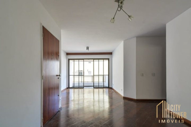 Apartamento com 3 Quartos à Venda, 105 m² em Moema - São Paulo