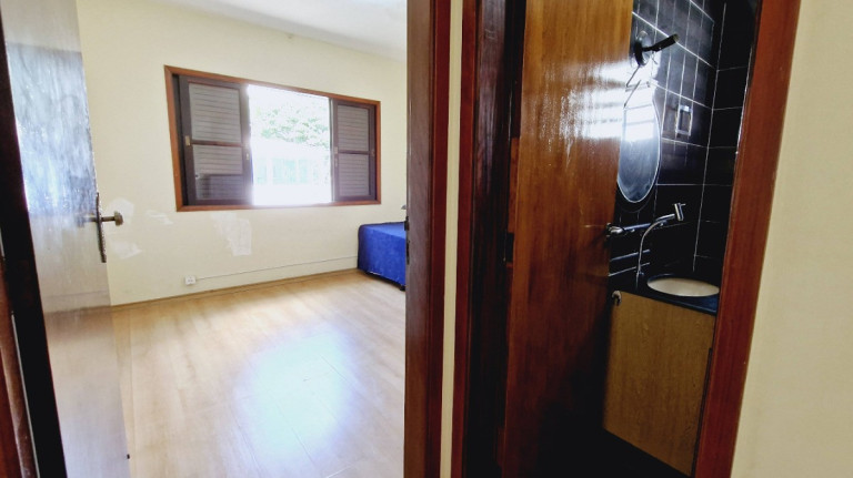 Imagem Casa com 2 Quartos à Venda, 170 m² em Vila Campo Grande - São Paulo