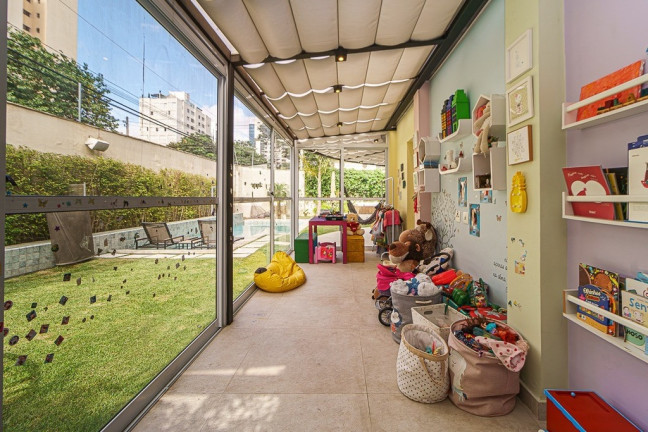 Imagem Casa com 4 Quartos à Venda, em Campo Belo - São Paulo Imagem Casa com 4 Quartos à Venda, em Campo Belo - São Paulo