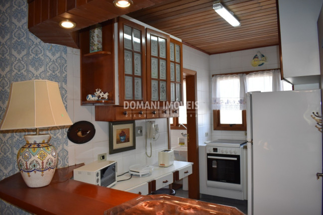 Imagem Imóvel com 4 Quartos à Venda, 162 m² em Região De Capivari - Campos Do Jordão Imagem Imóvel com 4 Quartos à Venda, 162 m² em Região De Capivari - Campos Do Jordão
