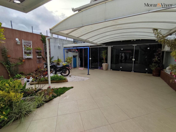 Imagem Sobrado com 3 Quartos à Venda, 310 m² em Sitio Cercado - Curitiba