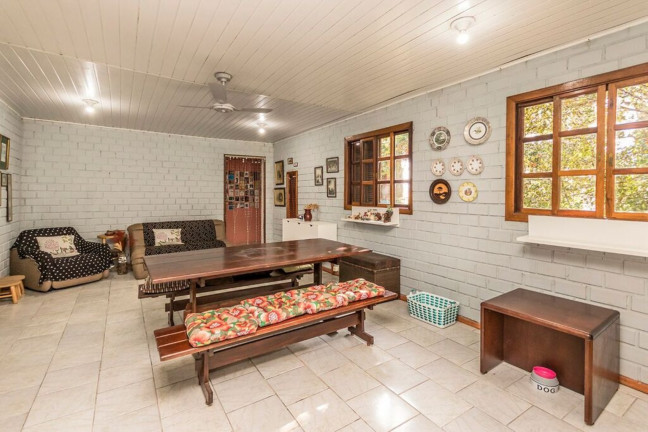 Imagem Imóvel com 2 Quartos à Venda, em Lami - Porto Alegre Imagem Imóvel com 2 Quartos à Venda, em Lami - Porto Alegre