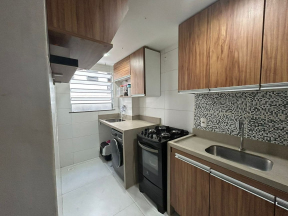 Imagem Apartamento com 2 Quartos à Venda, 49 m² em Pimenteiras - Teresópolis