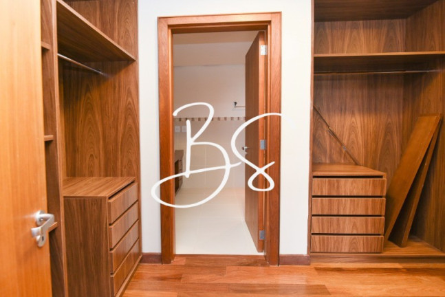 Imagem Apartamento com 3 Quartos à Venda, 279 m² em Planalto - Gramado