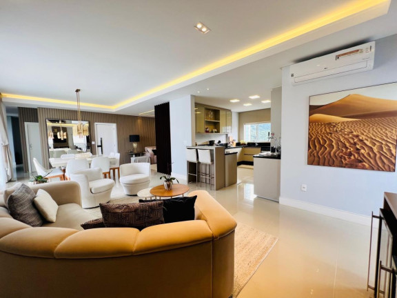Imagem Apartamento com 4 Quartos à Venda, 237 m² em Pioneiros - Balneário Camboriú Imagem Apartamento com 4 Quartos à Venda, 237 m² em Pioneiros - Balneário Camboriú