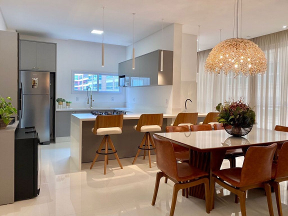 Imagem Apartamento com 4 Quartos à Venda, 164 m² em Itapema - Itapema