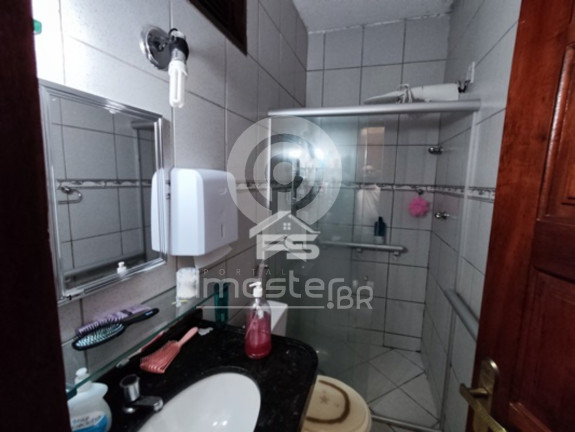 Imagem Casa com 4 Quartos à Venda, 160 m² em Timbó - Maracanaú