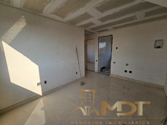 Imagem Imóvel com 2 Quartos à Venda, 100 m² em Rio Branco - Belo Horizonte