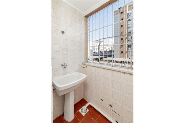 Imagem Imóvel com 2 Quartos à Venda, em Cidade Baixa - Porto Alegre Imagem Imóvel com 2 Quartos à Venda, em Cidade Baixa - Porto Alegre