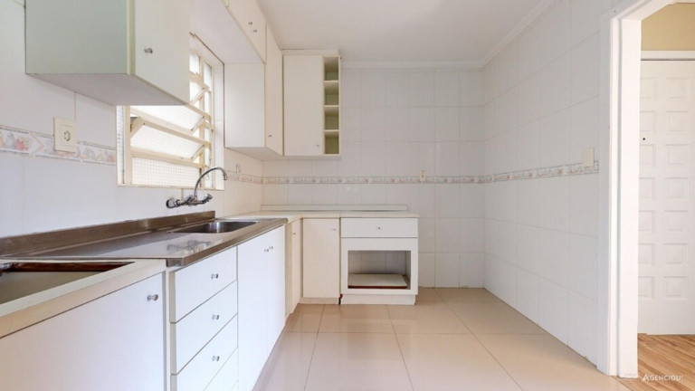 Imagem Imóvel com 2 Quartos à Venda, 69 m² em Jardim Itu - Porto Alegre Imagem Imóvel com 2 Quartos à Venda, 69 m² em Jardim Itu - Porto Alegre