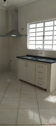 Sobrado com 3 Quartos à Venda, 142 m² em Parque Arco íris - Taubaté