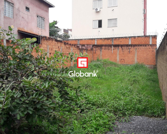 Imagem Terreno à Venda, 270 m² em Augusta Mota - Montes Claros