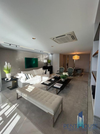 Imagem Apartamento com 4 Quartos à Venda, 230 m² em Centro - Balneário Camboriú Imagem Apartamento com 4 Quartos à Venda, 230 m² em Centro - Balneário Camboriú