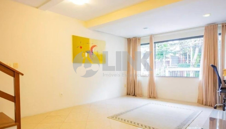 Imagem Casa com 2 Quartos à Venda, 131 m² em Cristo Redentor - Porto Alegre