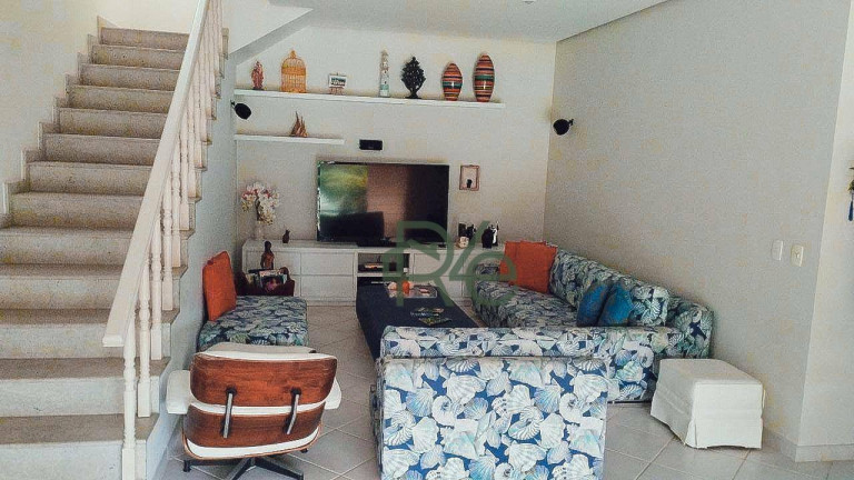 Imagem Casa com 8 Quartos à Venda, 500 m² em Pontal - Angra Dos Reis Imagem Casa com 8 Quartos à Venda, 500 m² em Pontal - Angra Dos Reis