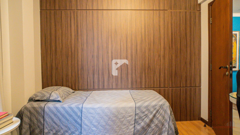 Imagem Apartamento com 3 Quartos à Venda, 143 m² em Centro - Florianópolis Imagem Apartamento com 3 Quartos à Venda, 143 m² em Centro - Florianópolis