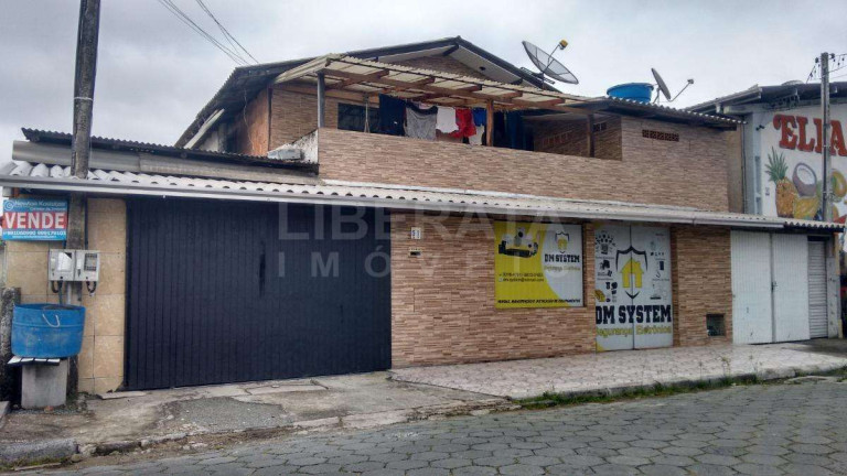 Sala Comercial à Venda,  em Centro - Navegantes