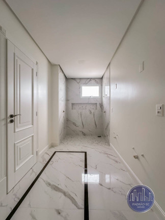 Imagem Apartamento com 4 Quartos à Venda, 217 m² em Centro - Itapema Imagem Apartamento com 4 Quartos à Venda, 217 m² em Centro - Itapema