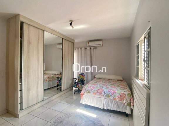 Imagem Sobrado com 3 Quartos à Venda, 400 m² em Jardim Guanabara - Goiânia Imagem Sobrado com 3 Quartos à Venda, 400 m² em Jardim Guanabara - Goiânia