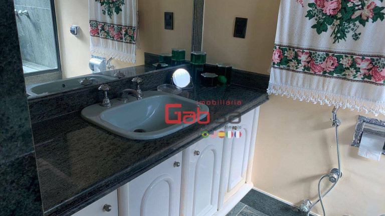 Imagem Apartamento com 3 Quartos à Venda, 251 m² em Vila Nova - Cabo Frio