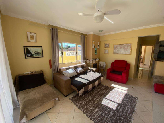 Imagem Casa com 6 Quartos à Venda, 242 m² em José Amândio - Bombinhas Imagem Casa com 6 Quartos à Venda, 242 m² em José Amândio - Bombinhas