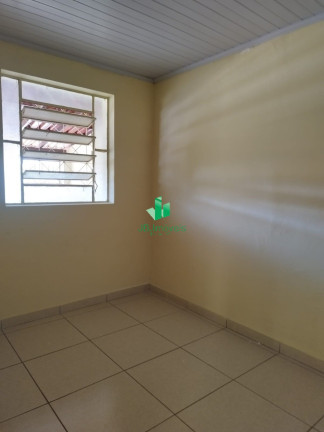 Imagem Casa com 3 Quartos para Alugar, 1 m² em Centro - Montes Claros