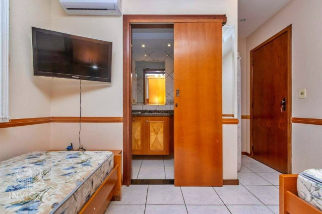 Imagem Apartamento com 3 Quartos à Venda, 141 m² em Centro - Balneário Camboriú Imagem Apartamento com 3 Quartos à Venda, 141 m² em Centro - Balneário Camboriú