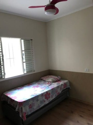 Imagem Casa com 4 Quartos à Venda, 290 m² em Vila Areao - Taubaté